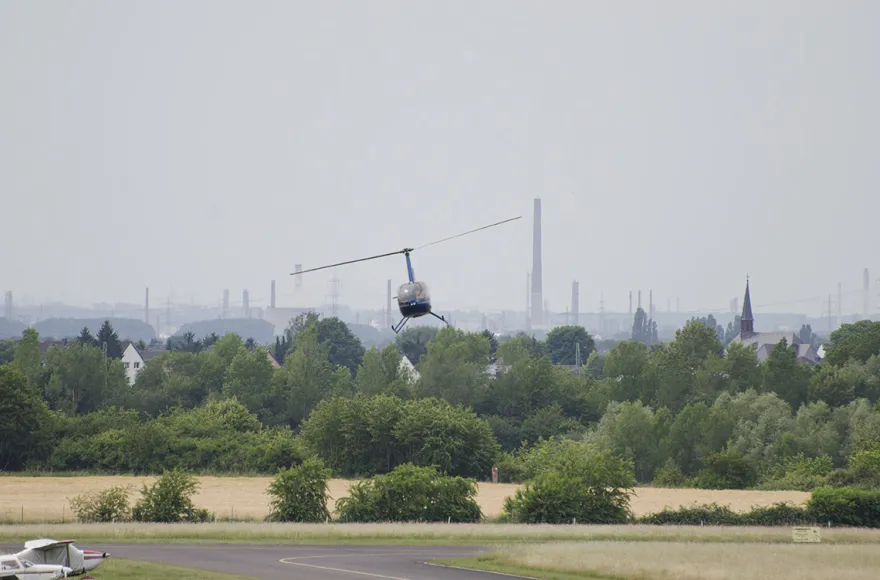 Hubschrauber selber fliegen Kamenz (20 Min.)