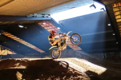 Indoor E-Motocross Rheinbreitbach