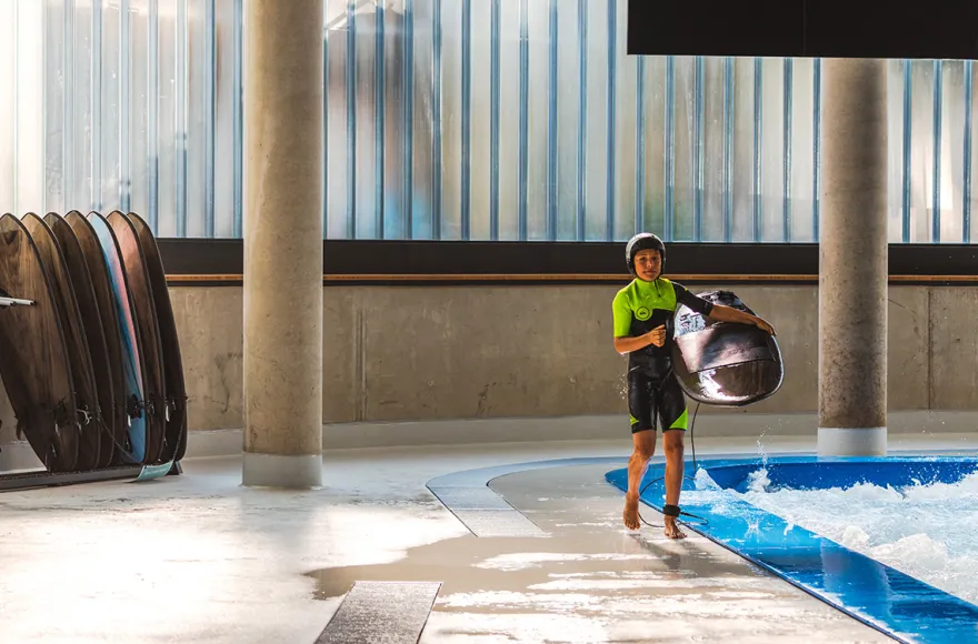 Indoor Surfen (Kinder bis 14 J.) - Arena München