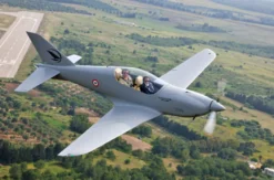 Kampfflugzeug selber fliegen (60 Min.)