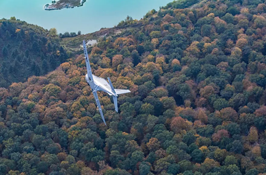 Kampfflugzeug selber fliegen (30 Min.)