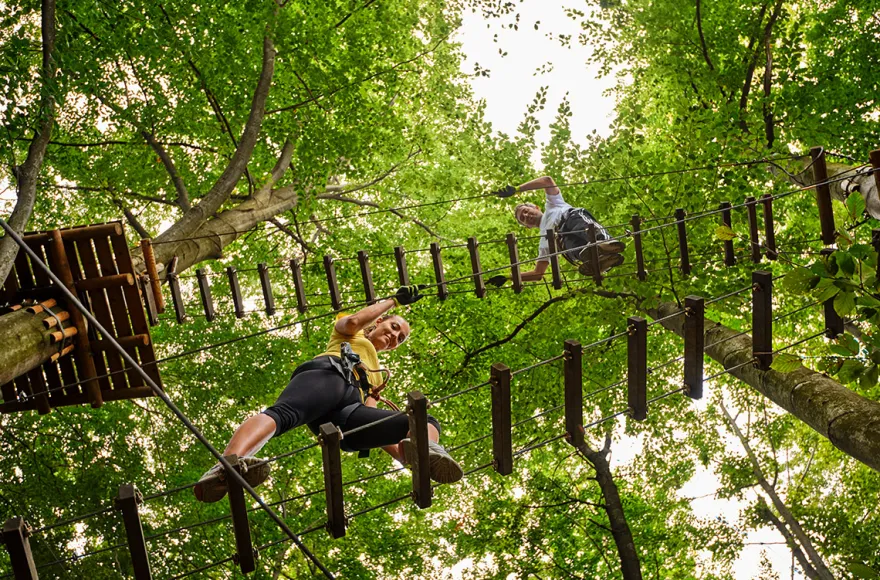 Kletterparcours im Waldseilgarten für 2