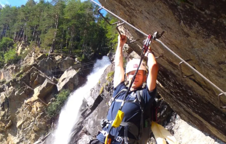 Klettersteig - Lehnerwasserfall (Mittel) Haiming für 2
