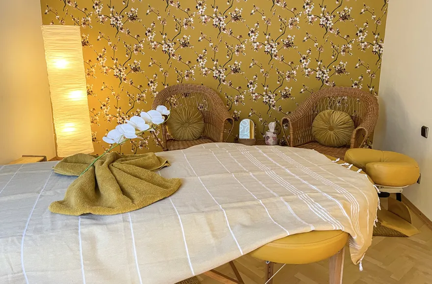 Kräuterstempelmassage St. Leon-Rot