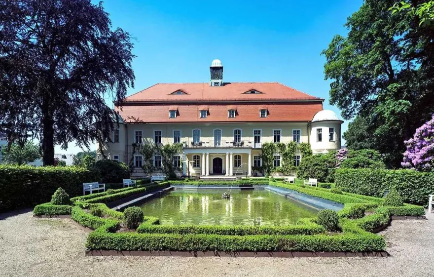 Kurzurlaub im Hotel Schloss Schweinsburg Neukirchen/Pleiße für 2 (2 Nächte)