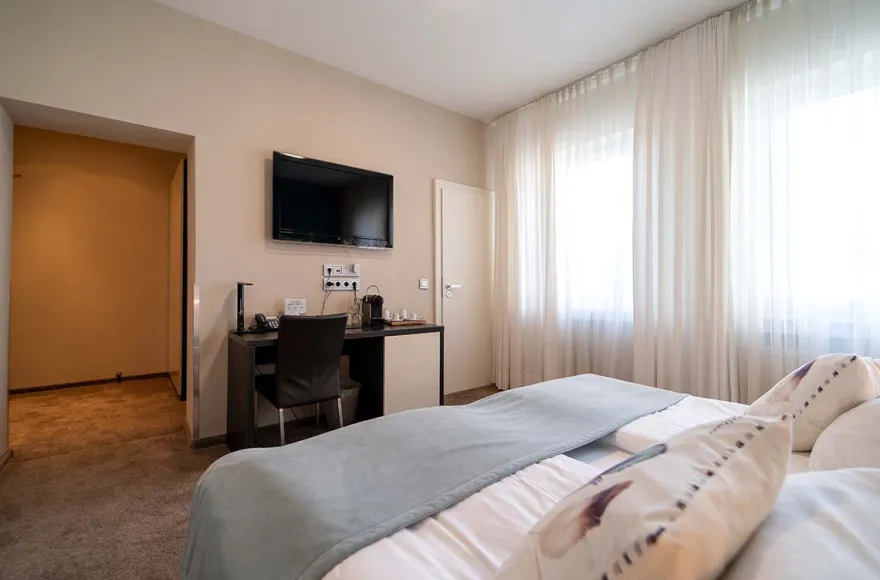 Kurzurlaub mit Therme Bad Oeynhausen für 2 (1 Nacht)