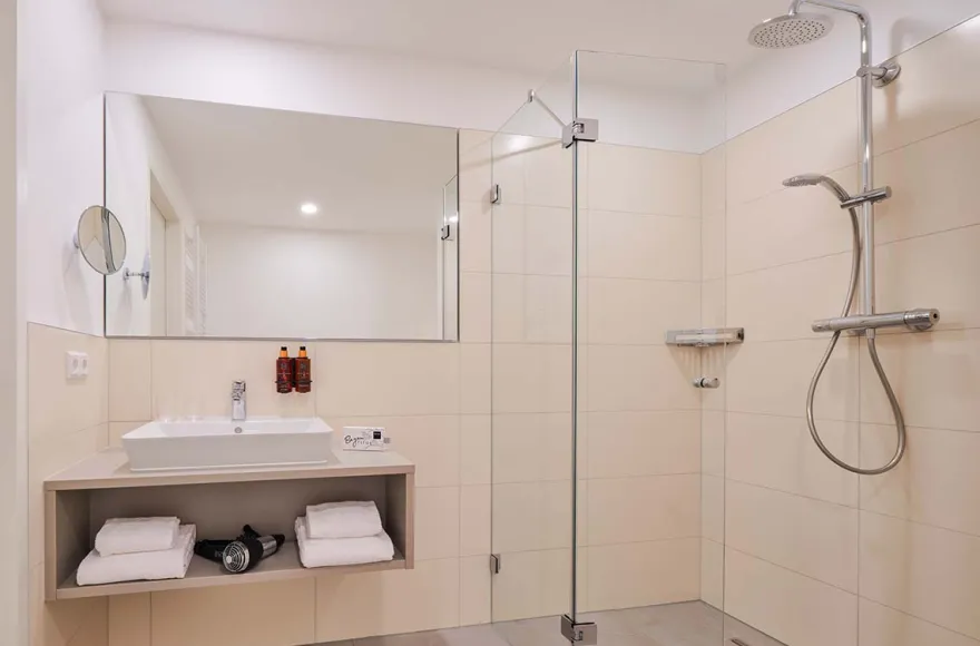 Kurzurlaub mit Therme Bad Vilbel für 2 (1 Nacht)