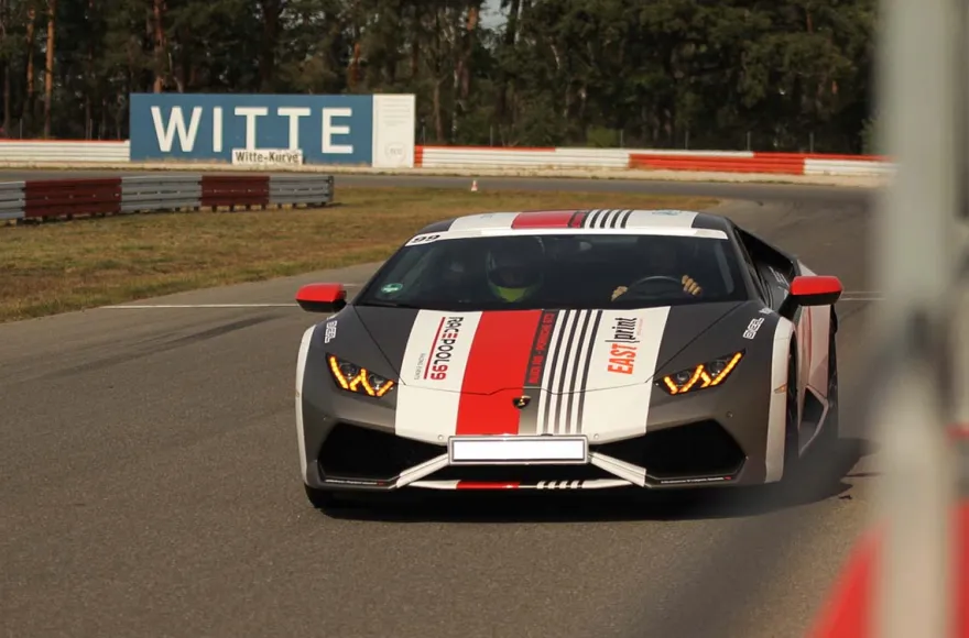Lamborghini selber fahren 14-18 Jahre (2 Rd.)