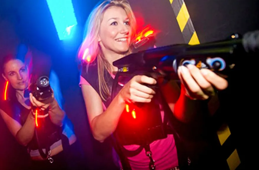 Lasertag spielen in der Schweiz