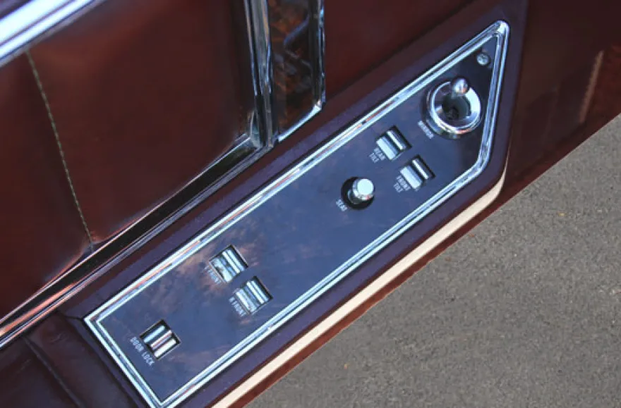 Lincoln Continental Mark V fahren bei Koblenz (1 Tag)