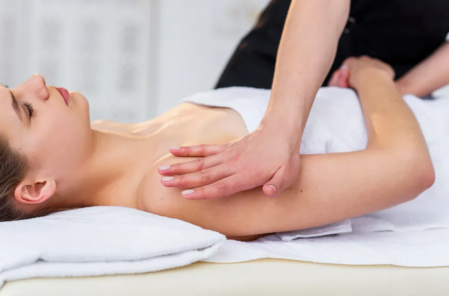 Lomi Lomi Massage