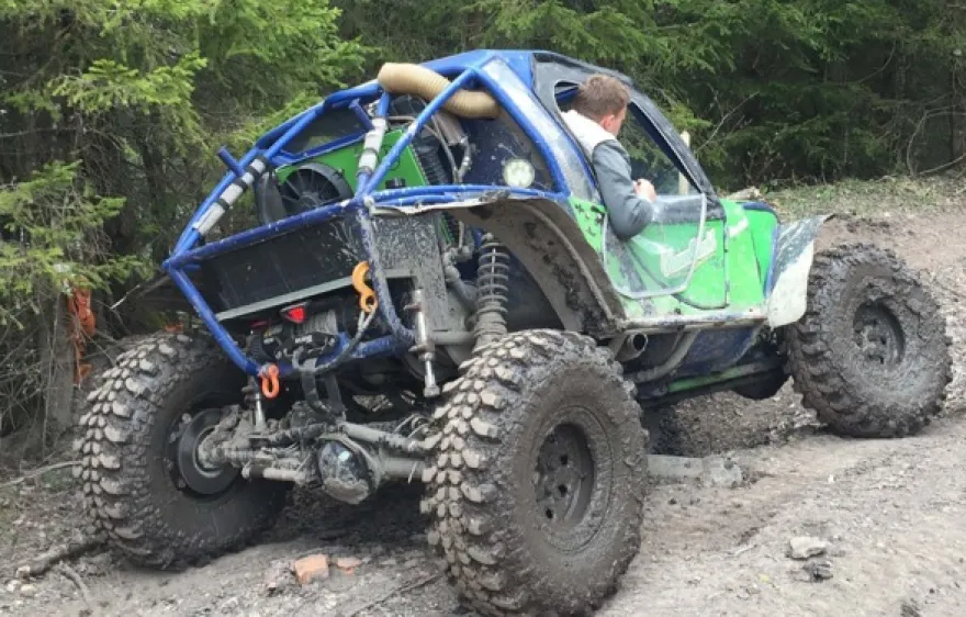 Mercedes Puch G offroad fahren in Stockerau
