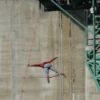 192 Meter Bungy-Sprung von der Europabrücke