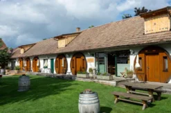 Männer Urlaub in der Weinfass Suite für 2 (1 Nacht)