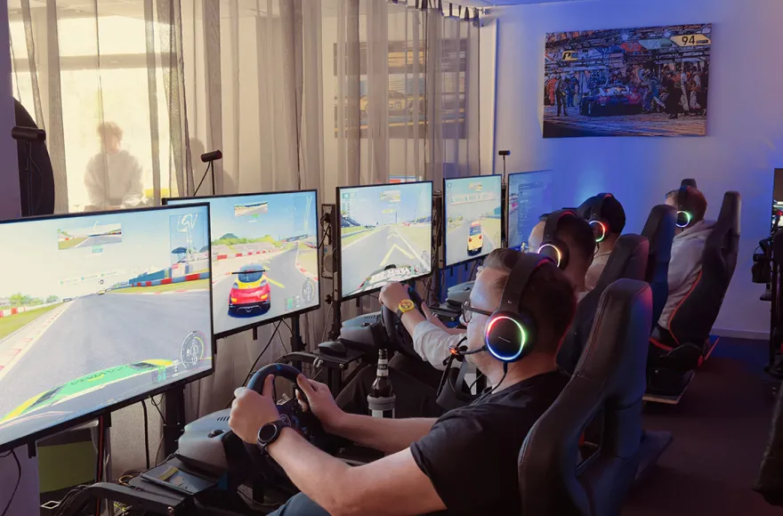 Motion Rennsimulator