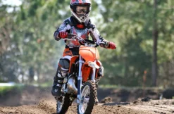 Motocross-Schnupperkurs für Kinder bei Deggendorf
