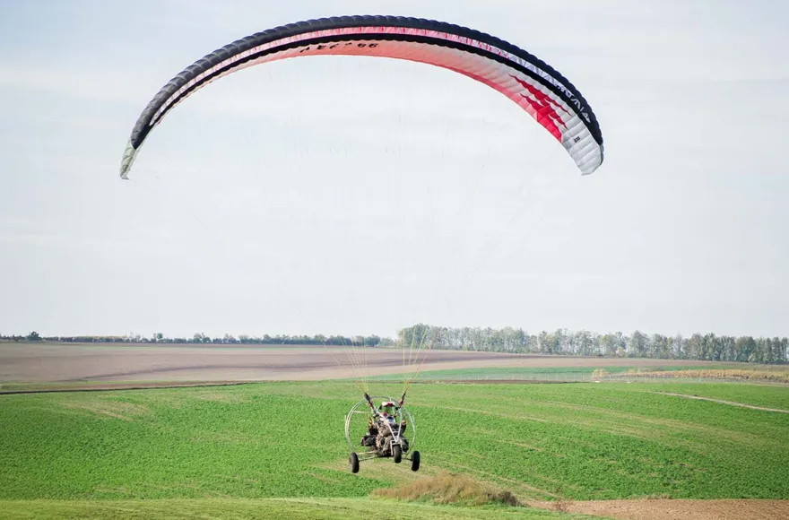 Motorgleitschirm fliegen Gaweinstal (1 Std.)