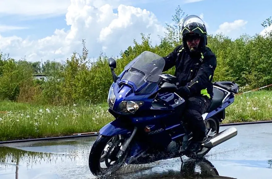 Motorradfahrtraining Lübbecke