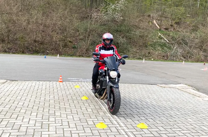 Motorradfahrtraining Lübbecke