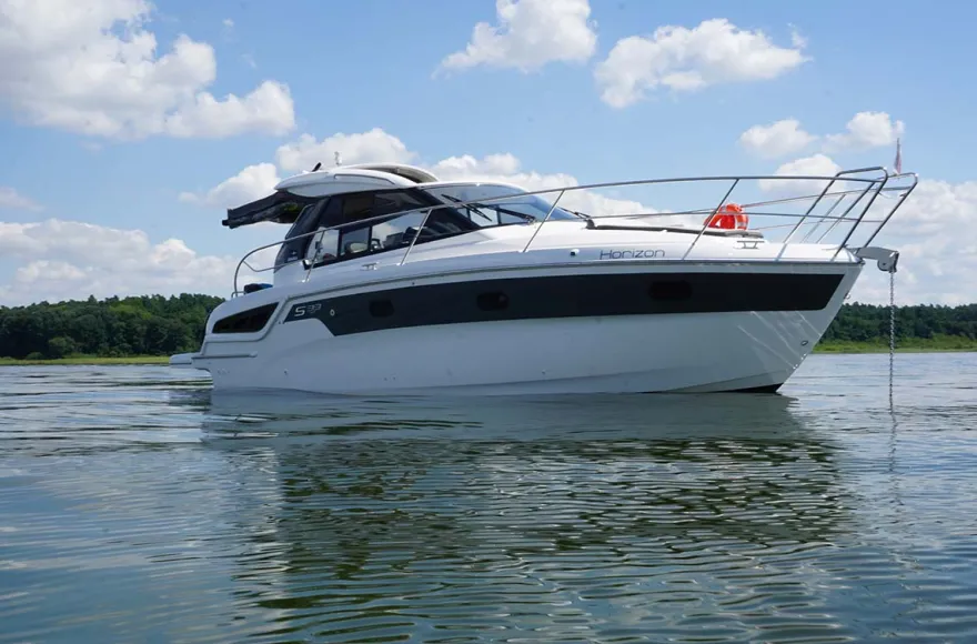 Motoryacht Waren (Family & Friends - 2 Std.)