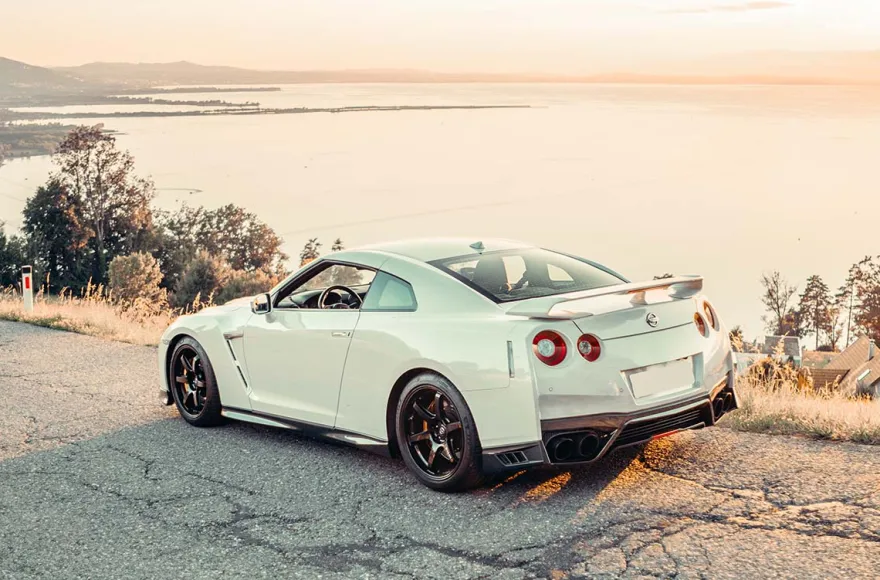 Nissan GT-R fahren (12 Std.)