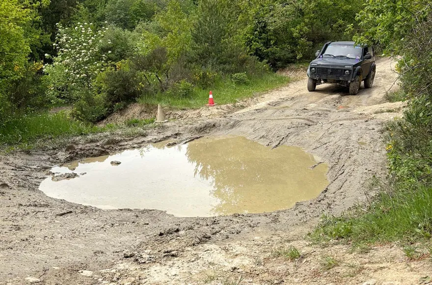 Offroad-Renntaxi am Nürburgring im LADA