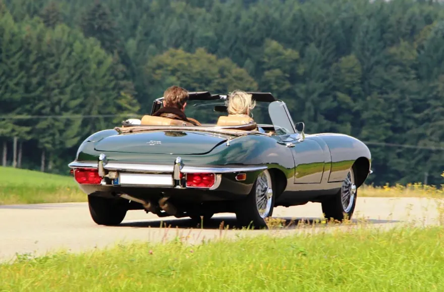 Oldtimer fahren München für 2 (Jaguar E-Type Serie II 4.2)
