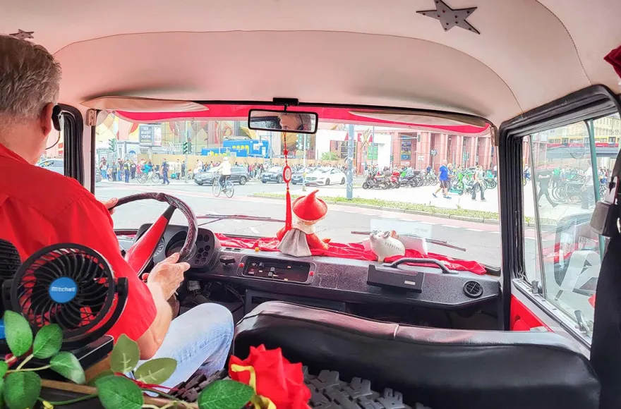 Oldtimer-Rundfahrt Berlin "Vorwärts immer, rückwärts nimmer"