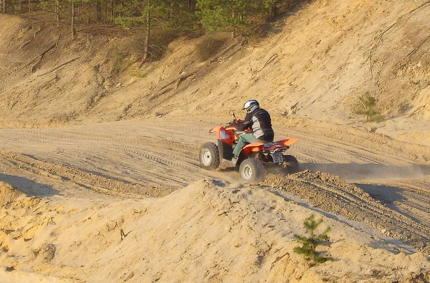 On- & Offroad- Kleine Abenteuer Quadtour Weißwasser