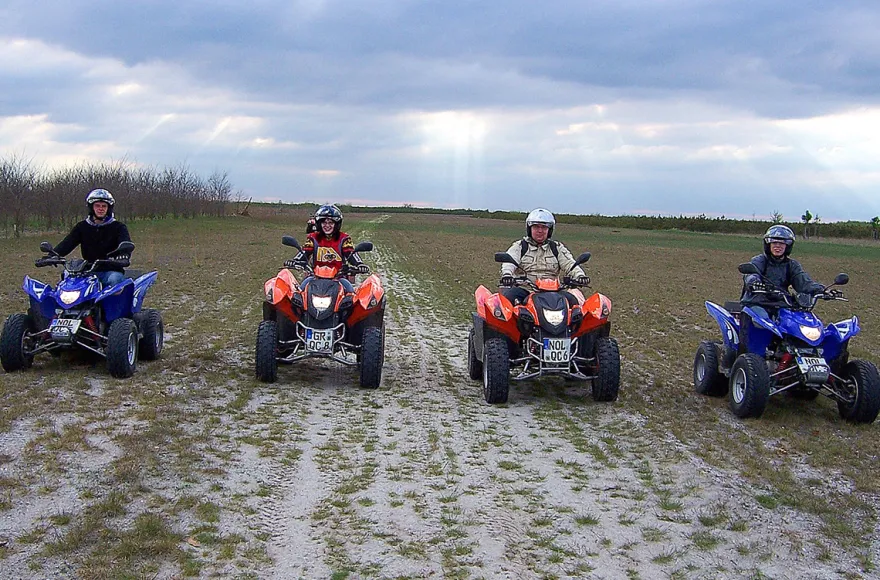 On- & Offroad- Kleine Abenteuer Quadtour Weißwasser