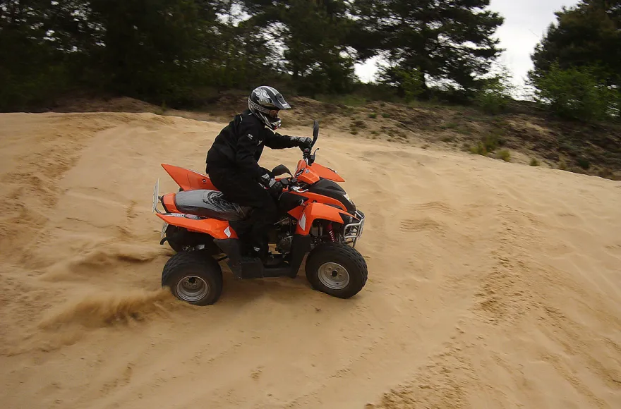 On- & Offroad- Kleine Abenteuer Quadtour Weißwasser