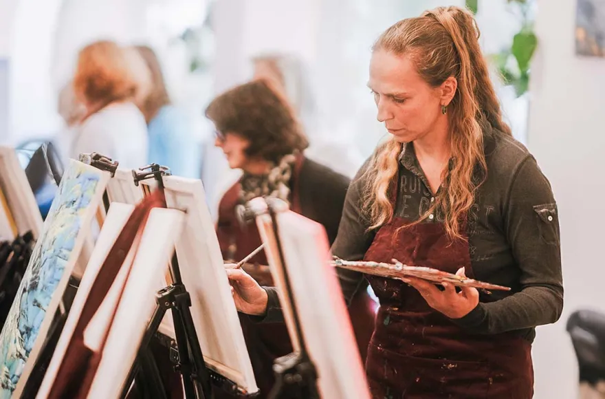 Paint & Drink mit Strukturpaste München