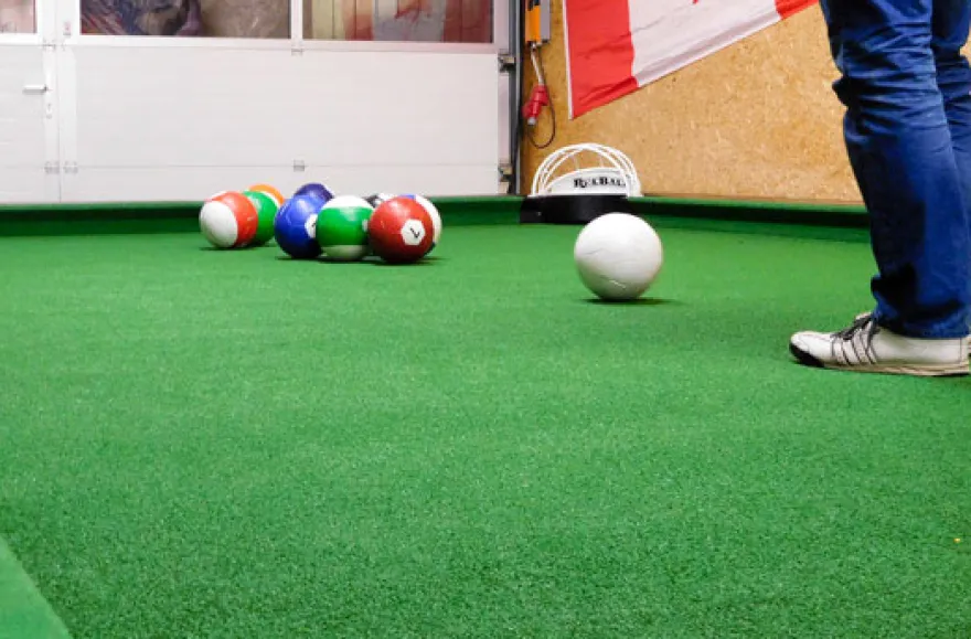 Pool Soccer für bis zu 6 Personen
