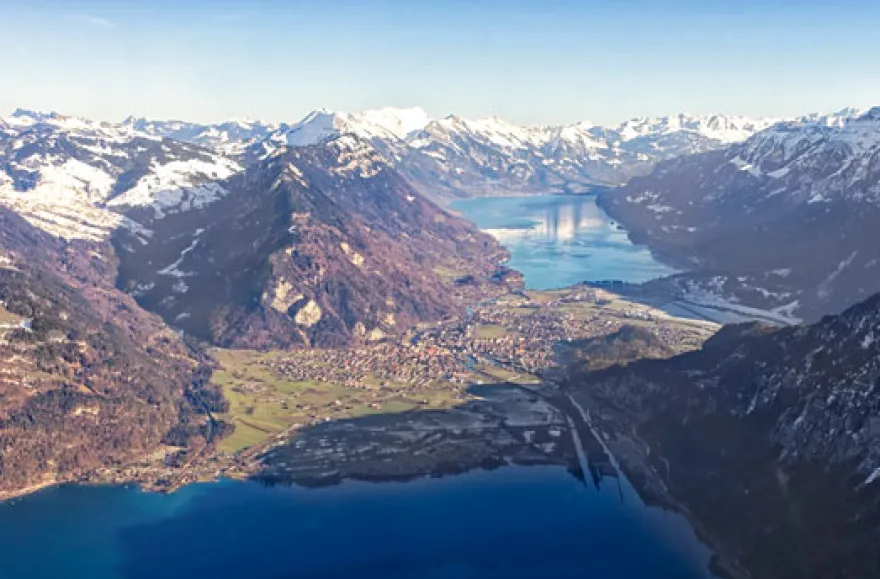 Privat-Rundflug über die Berner Alpen für 2