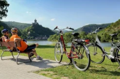 Radtour mit Schifffahrt auf der Mosel und Picknick