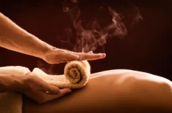 Rücken- und Nackenmassage mit Wärme Bad Salzuflen