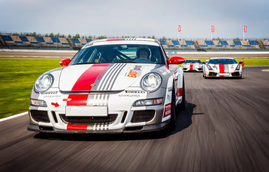 Renntaxi GT3 vs AMG GT-S (6 Rdn) Lausitzring