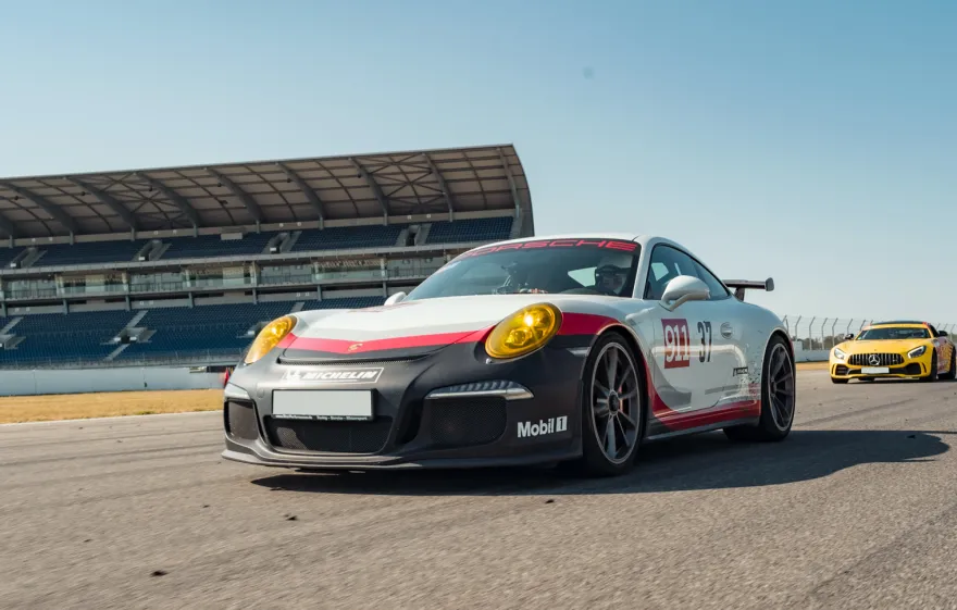 Renntaxi GT3 vs AMG GT-S (6 Rdn) Spreewaldring