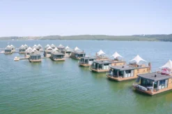 Romantikurlaub im Floating Village für 2 (2 Nächte) auf dem Brombachsee