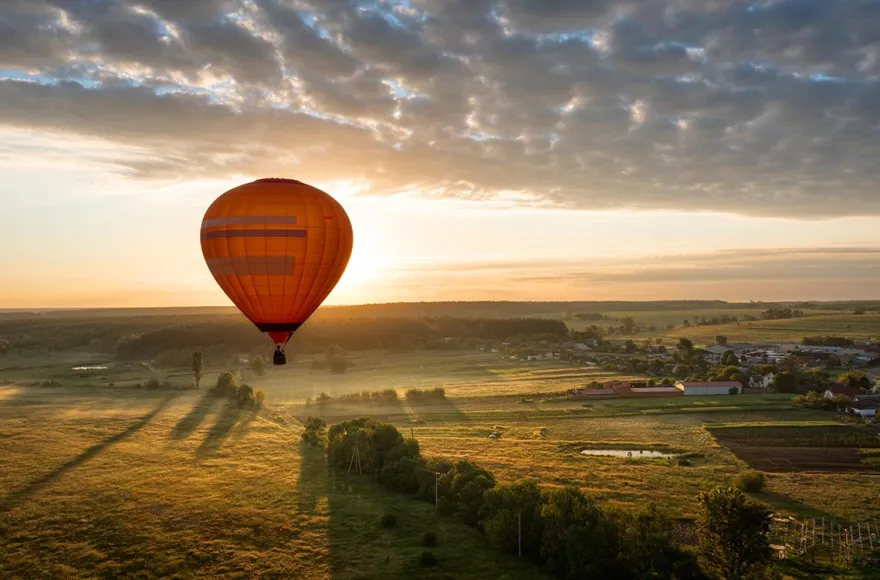 Romantische Ballonfahrt mit Übernachtung Daun