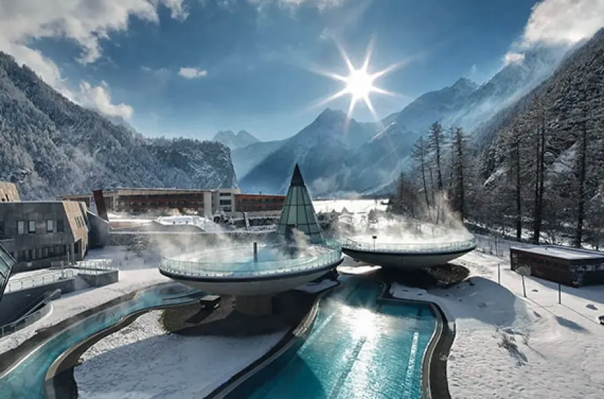 Romantische Iglu Übernachtung mit Therme Ötz für 2 (1 Nacht)