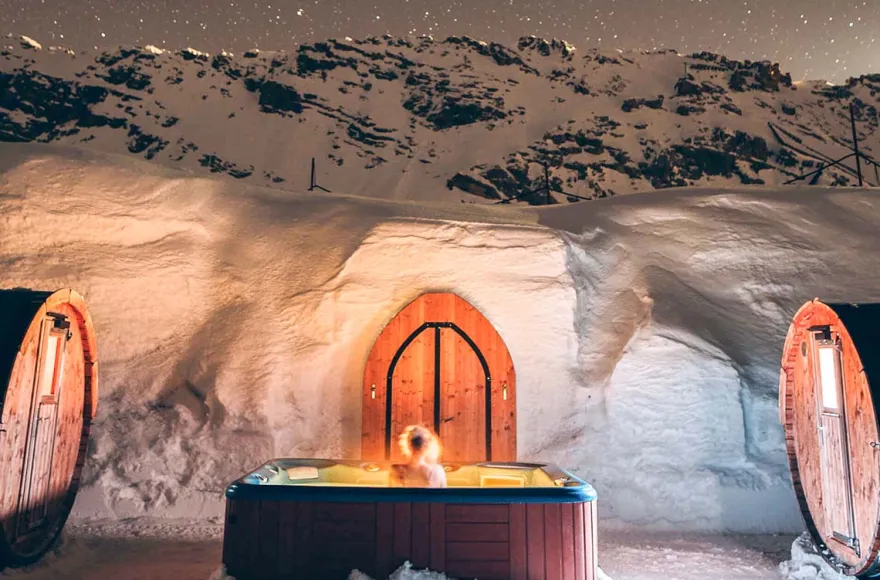 Romantische Iglu-Übernachtung auf der Zugspitze für 2 (So.-Do.)