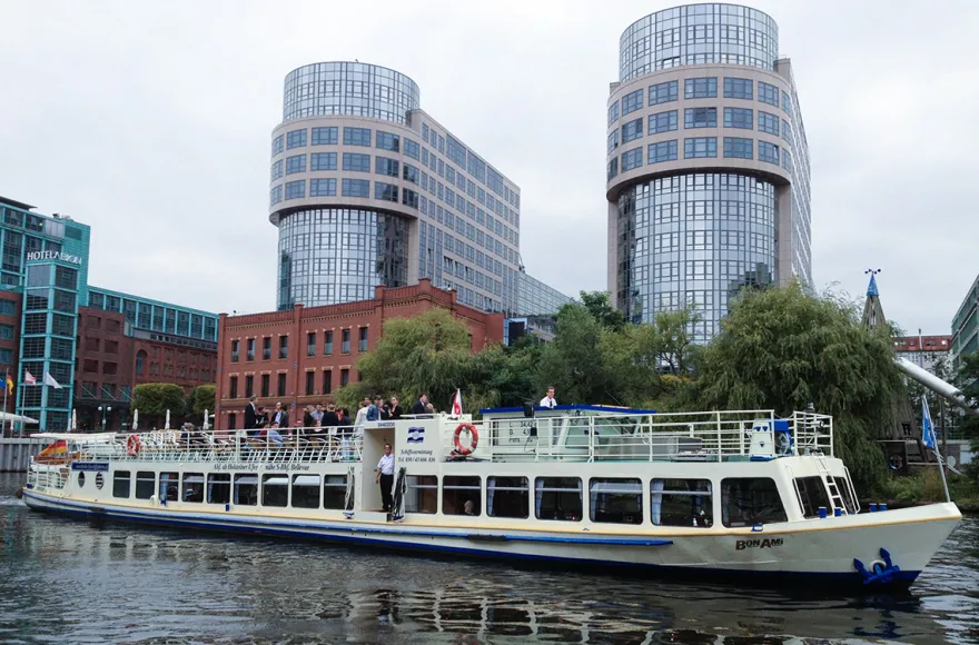 Schifffahrt Berlin (2 Stunden)