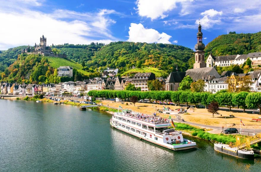 Schifffahrt mit Essen, Wein-und Likörprobe Cochem