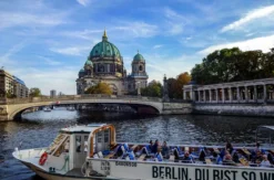 Schiffsrundfahrt in Berlin (1 Stunde)