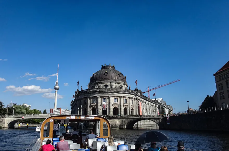Schiffsrundfahrt in Berlin (1 Stunde)