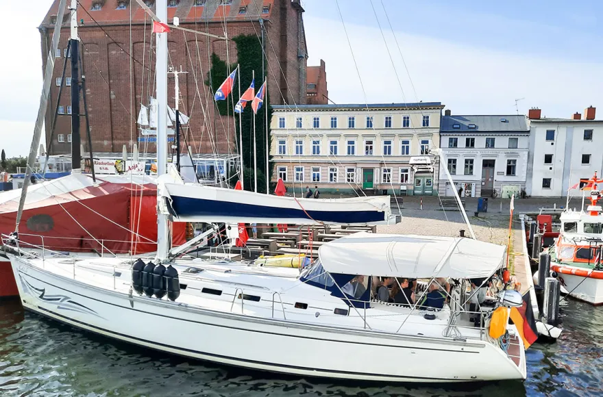 Segeltörn mit Übernachtung an Bord Stralsund