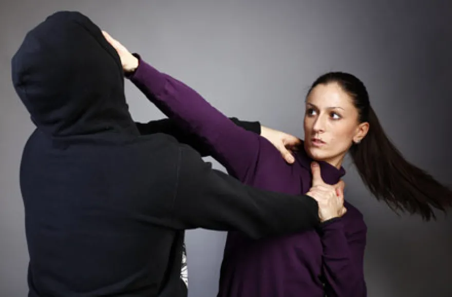 Selbstverteidigung für Frauen