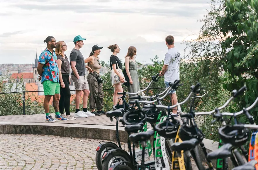 Sightseeing mit dem E-Scooter in Prag