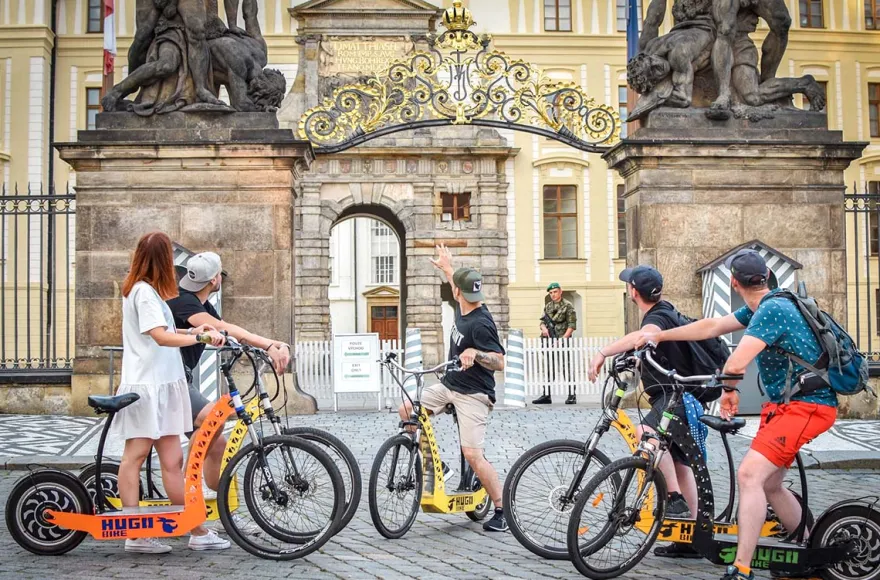 Sightseeing mit dem E-Scooter in Prag